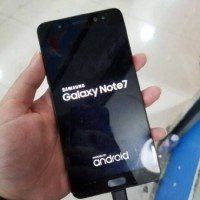 Galaxy Note 7: il prototipo della versione flat si mostra in numerose foto | Agg. video sblocco con iride
